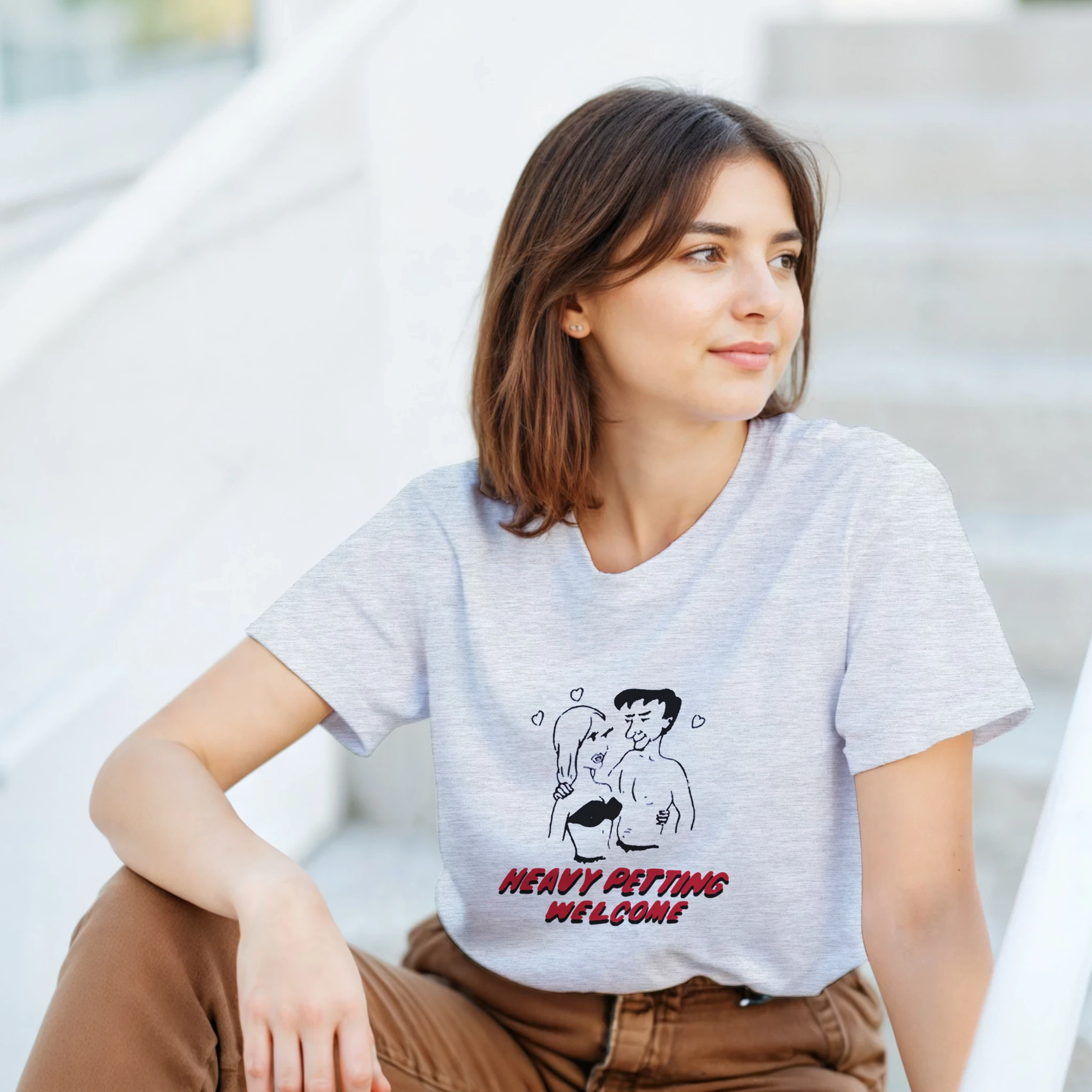 HEAVY PETTING WELCOME! ADULT NOVELTY TSHIRT ASH GREY FEMALE SITTING
